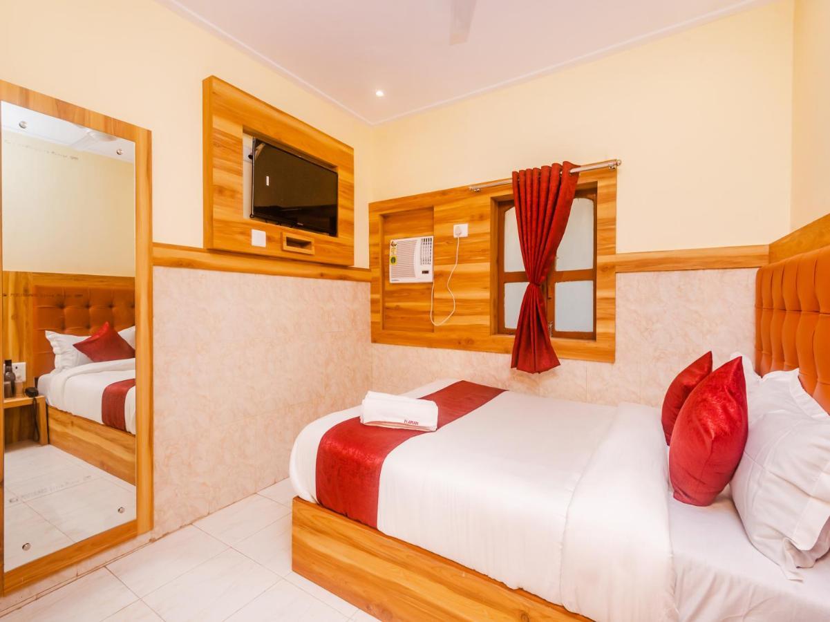 Aman Hotel Near Cst Мумбаи Экстерьер фото