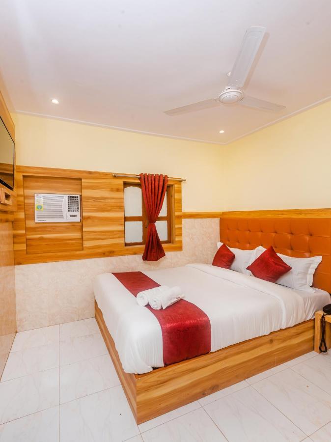 Aman Hotel Near Cst Мумбаи Экстерьер фото