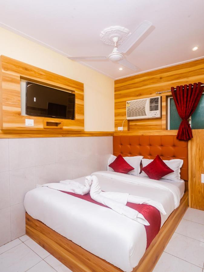Aman Hotel Near Cst Мумбаи Экстерьер фото